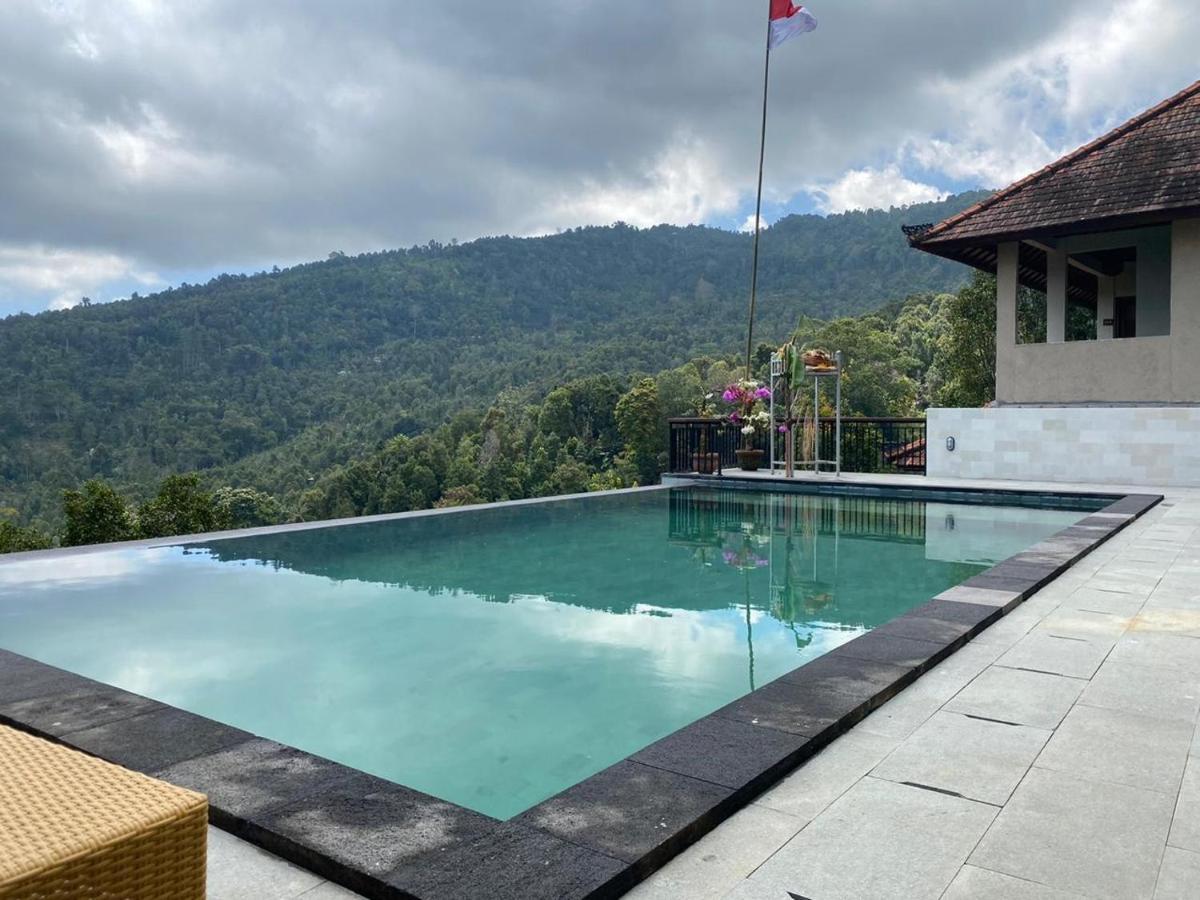 Munduk Sari Resort Exterior photo