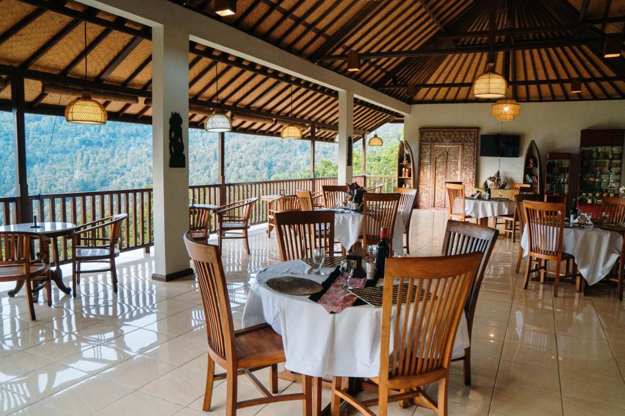 Munduk Sari Resort Exterior photo