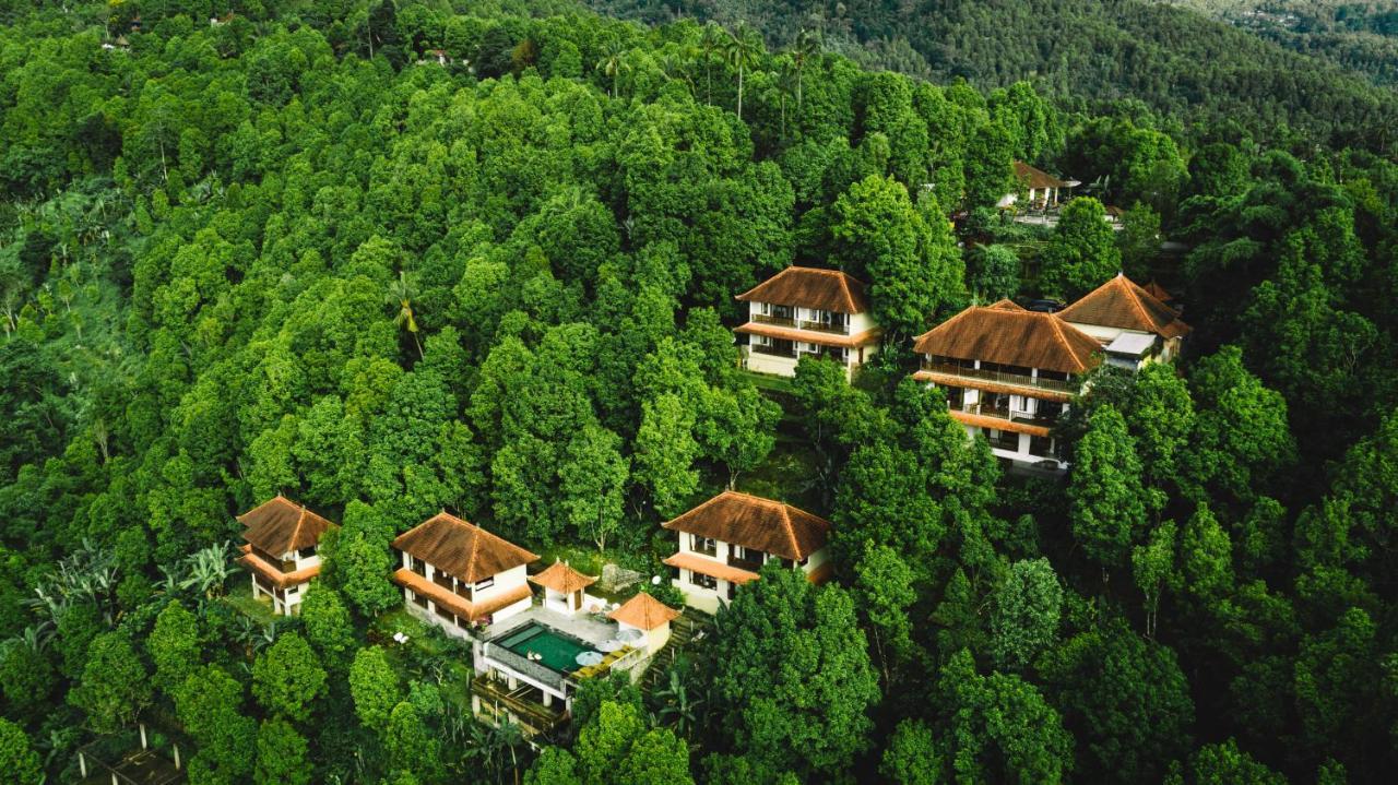 Munduk Sari Resort Exterior photo