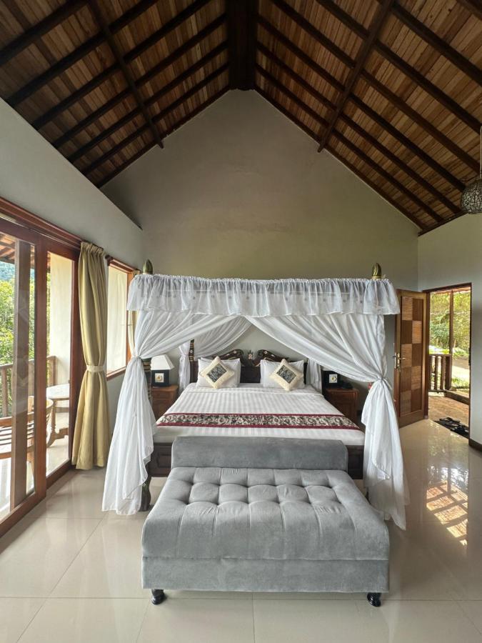 Munduk Sari Resort Exterior photo